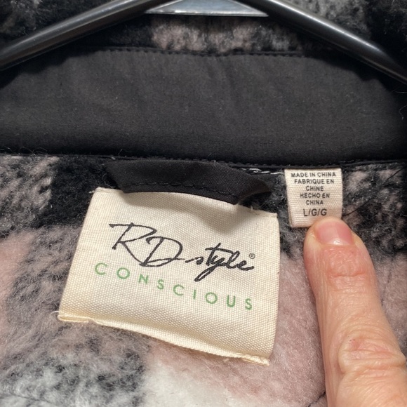 ❗️SOLD❗️RD Style Conscious Shacket Size L - Picture 5 of 8